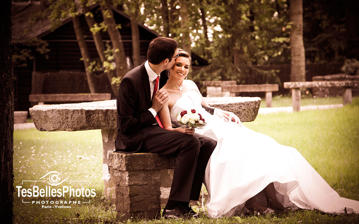 Séance photo de couple de mariage à Grasse avec photographe professionnel